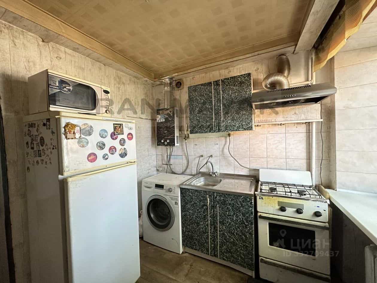 Россия, Республика Адыгея (Адыгея), Майкоп, улица Ленина, 92, фото 7