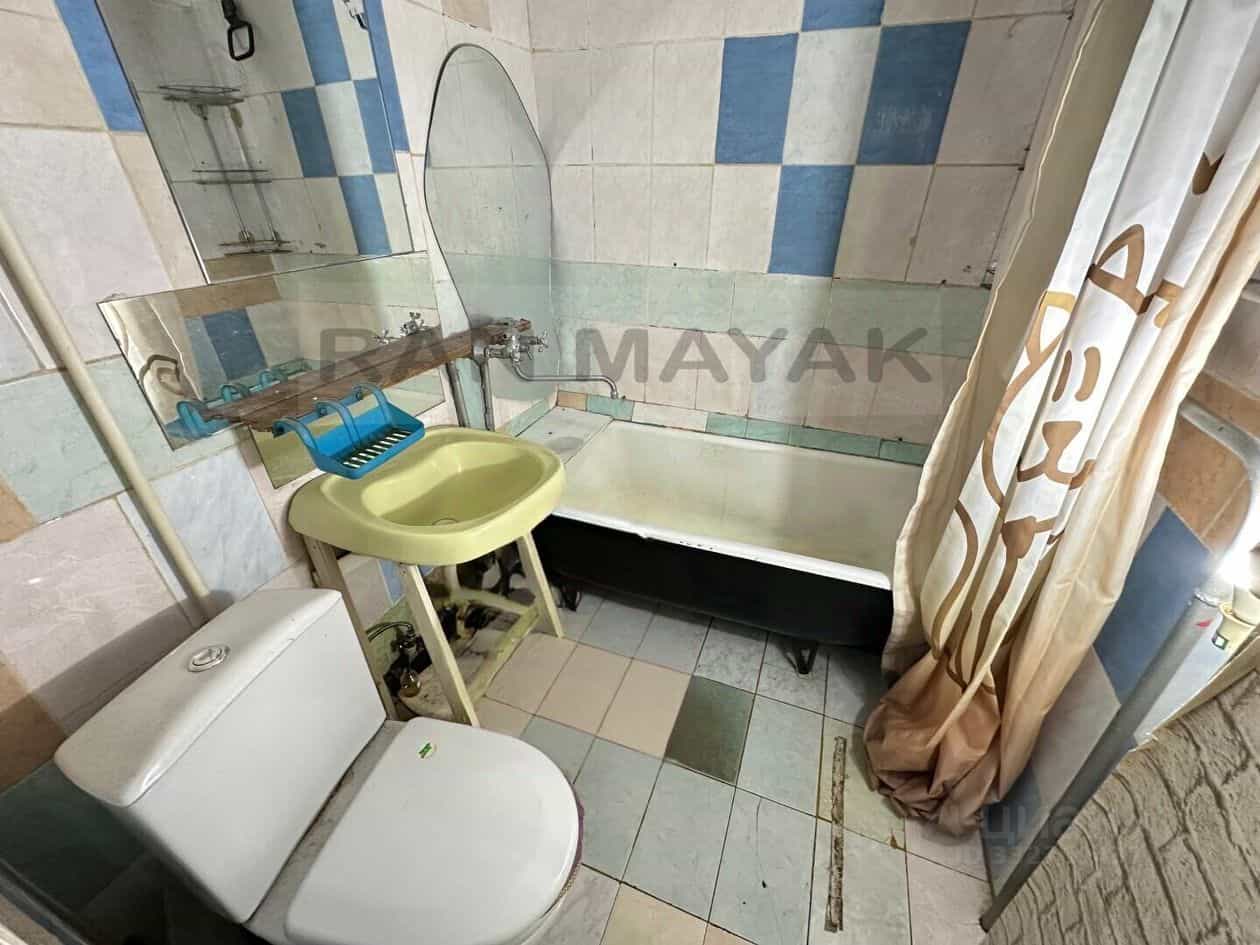 Россия, Республика Адыгея (Адыгея), Майкоп, улица Ленина, 92, фото 9