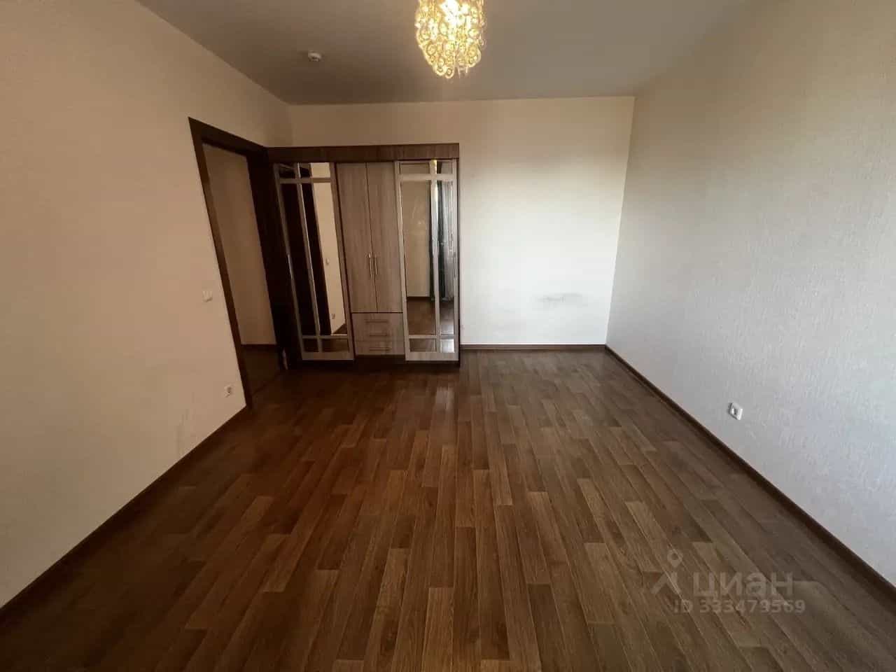 Россия, Санкт-Петербург, улица Маршала Казакова, 84к1, фото 9