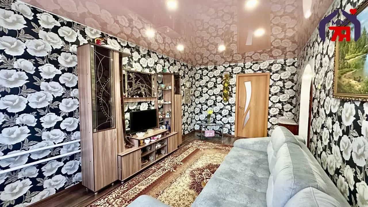 Беларусь, Минская область, Слуцк, Молодёжная улица, 4, фото 6
