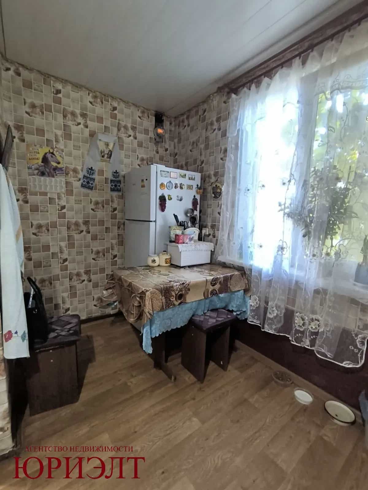 Беларусь, Гомельский район, рабочий посёлок Большевик, Советская улица, 35Б, фото 11