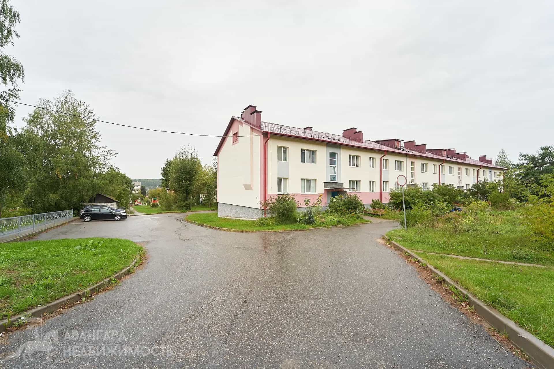 Беларусь, Минская область, Логойск, Строительная улица, 12, фото 25