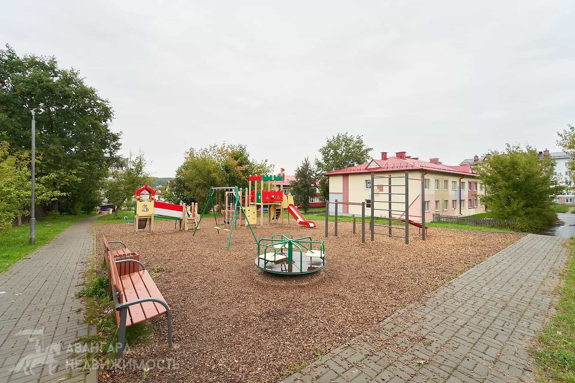 Беларусь, Минская область, Логойск, Строительная улица, 12, фото 29