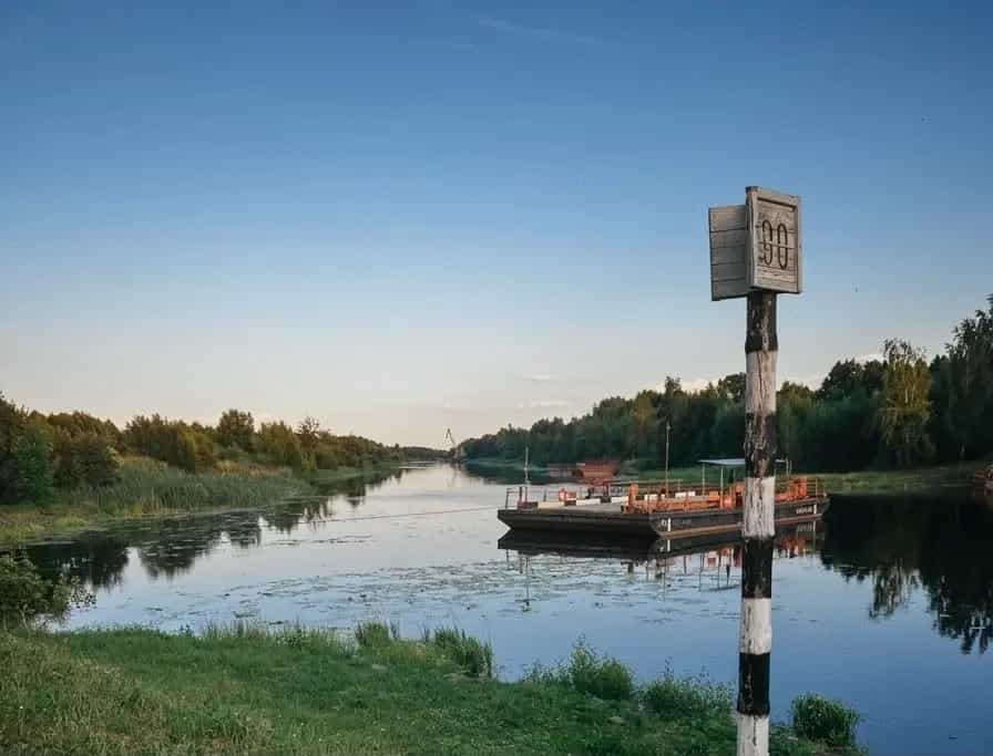 Беларусь, Брестская область, Дрогичинский район, Осовецкий сельсовет, деревня Белинок, Набережная улица, 7