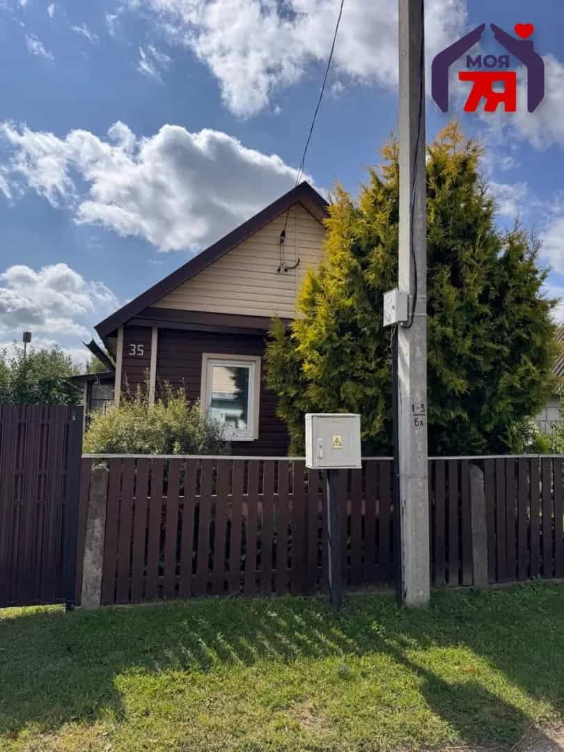 Беларусь, Гродненская область, Кореличский район, агрогородок Еремичи, 53, фото 5