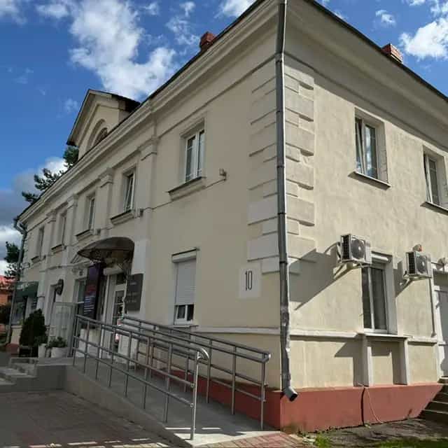 Беларусь, Витебская область, Орша, улица Мира, 10, фото 3