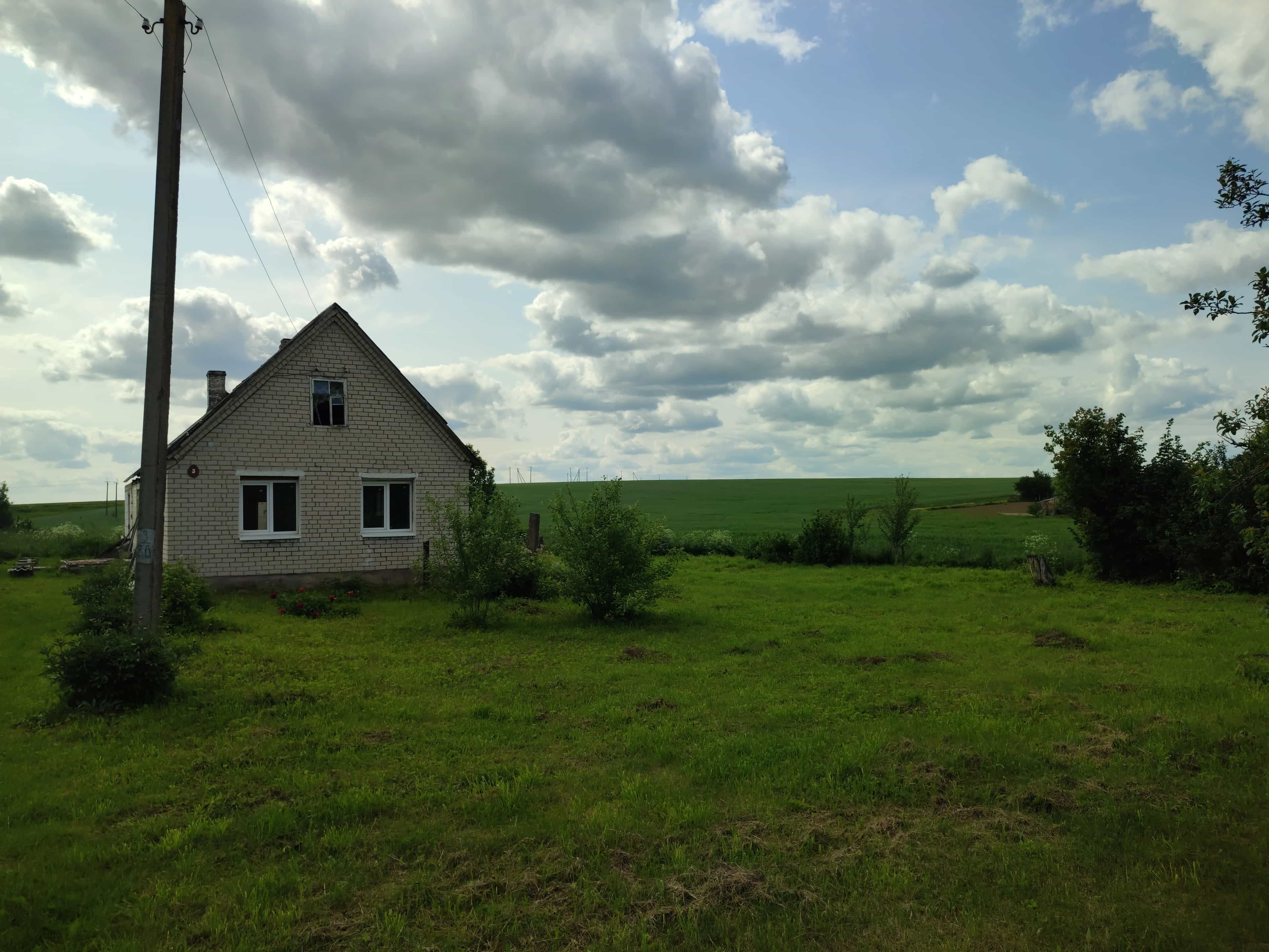 Беларусь, Гродненская область, Островецкий район, агрогородок Ворняны, Советская улица, 37