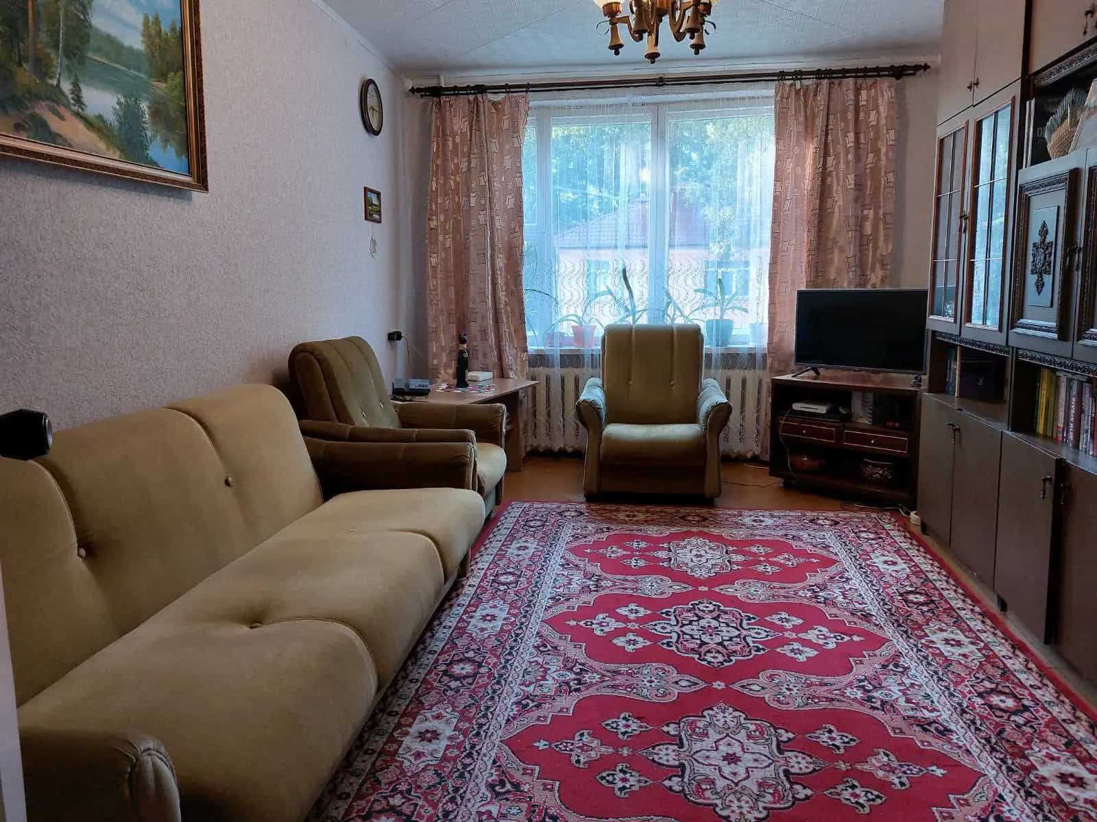 Беларусь, Гомельская область, Буда-Кошелёво, улица Э.В. Лавриновича, 9