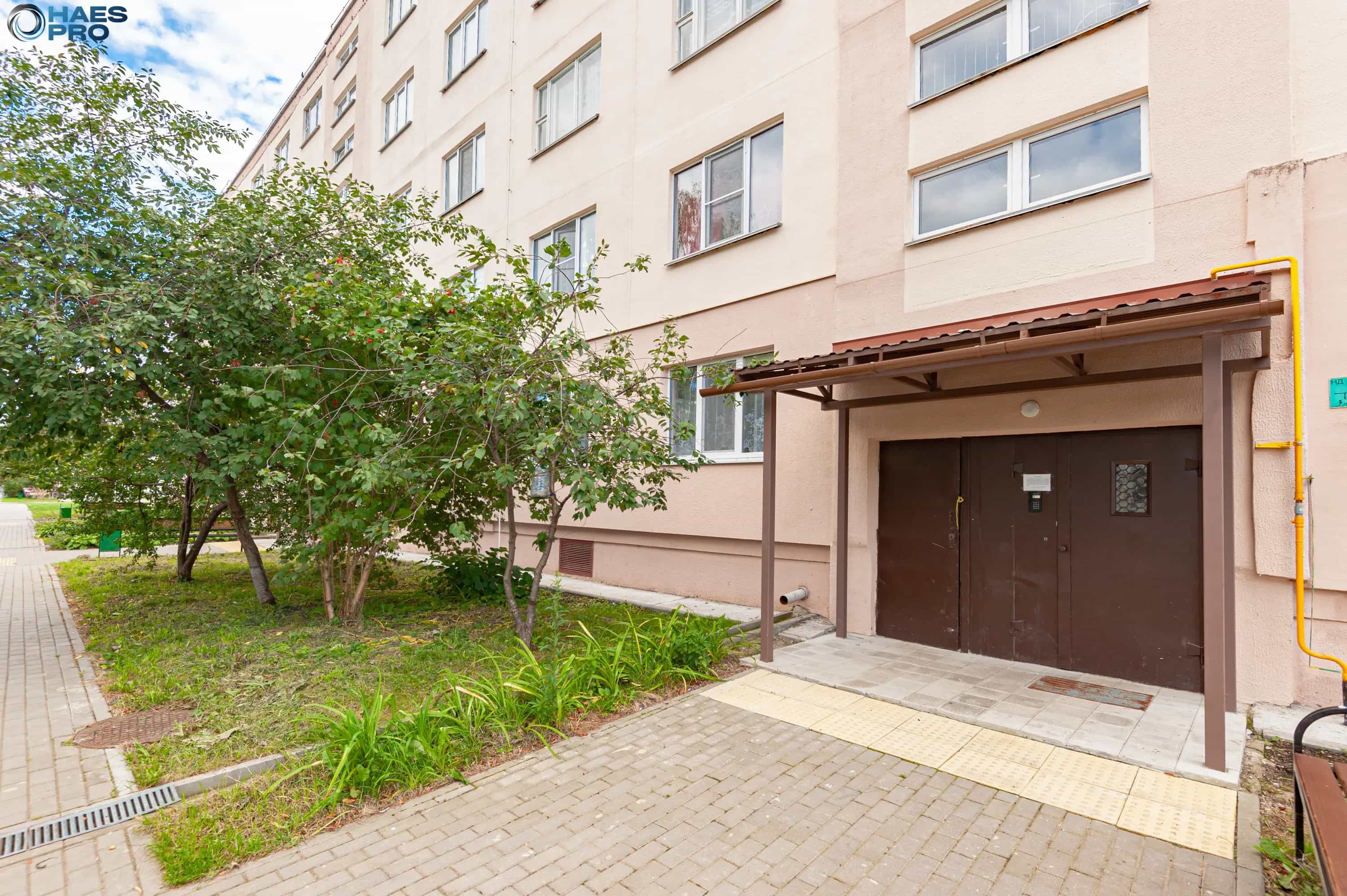 Беларусь, Минский район, агрогородок Михановичи, Советская улица, 1, фото 20