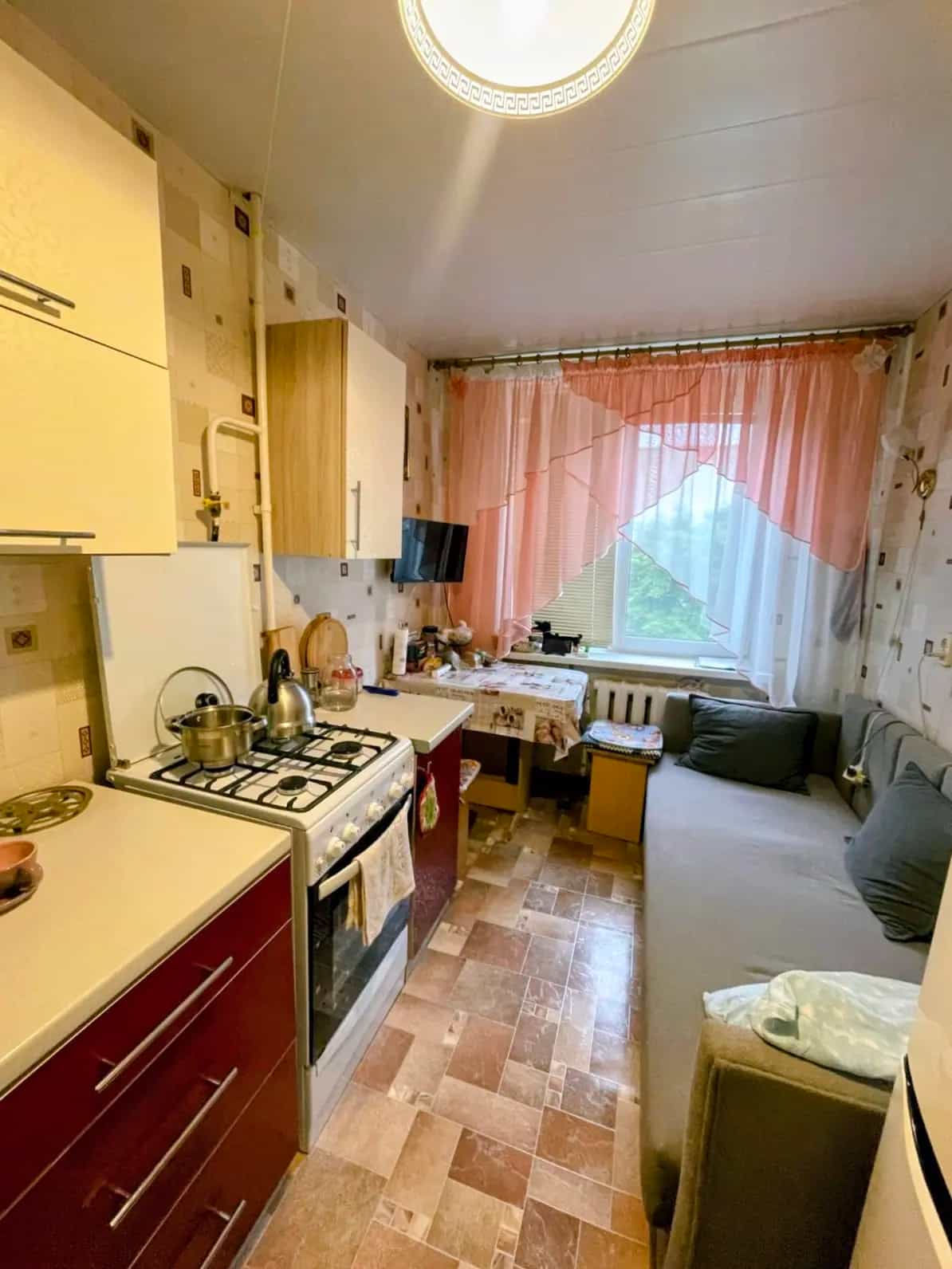 Беларусь, Минская область, Борисов, бульвар Комарова, 18, фото 6