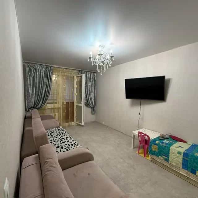 Беларусь, Витебская область, Орша, улица Анатолия Соляникова, 8, фото 8