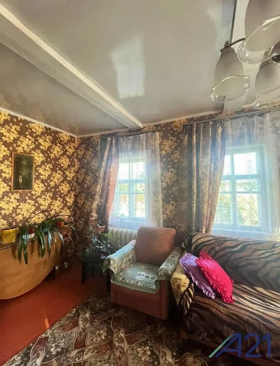 Беларусь, Могилёвская область, Кировск, улица Володарского, 86, фото 3