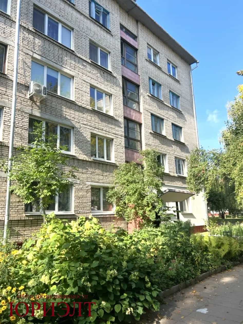 Беларусь, Брестская область, Барановичи, улица 50 лет ВЛКСМ, 10А, фото 15