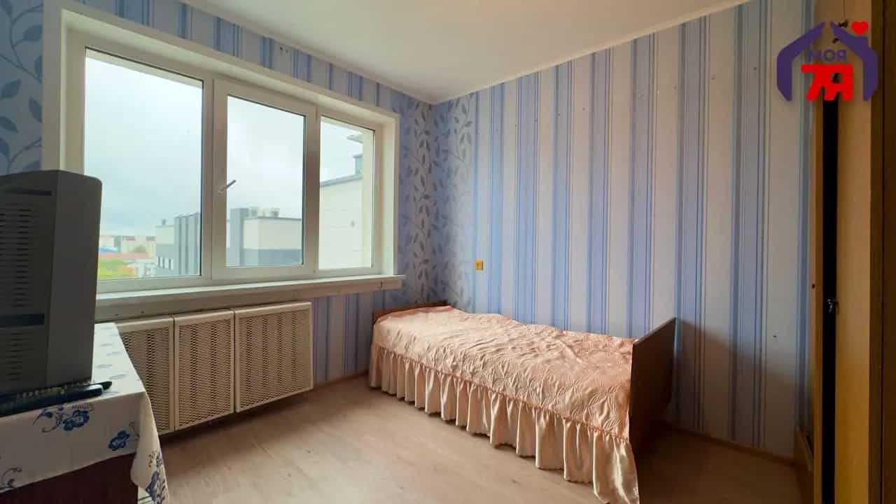 Беларусь, Минская область, Солигорск, улица Ленина, 36, фото 4