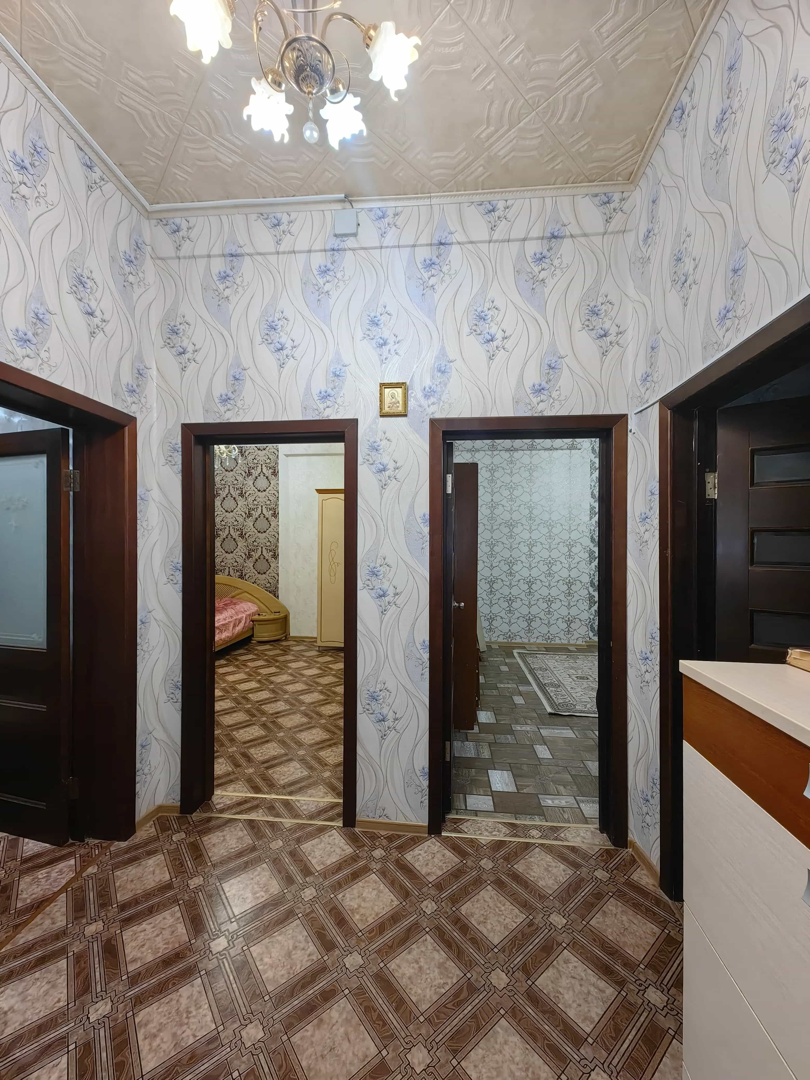 Беларусь, Минская область, Слуцк, Социалистическая улица, 110, фото 3