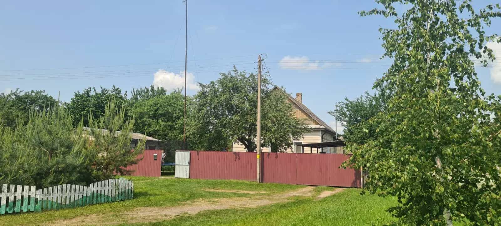 Беларусь, Минская область, Солигорский район, Чижевичский сельсовет, деревня Погост-1, Луговая улица, 2