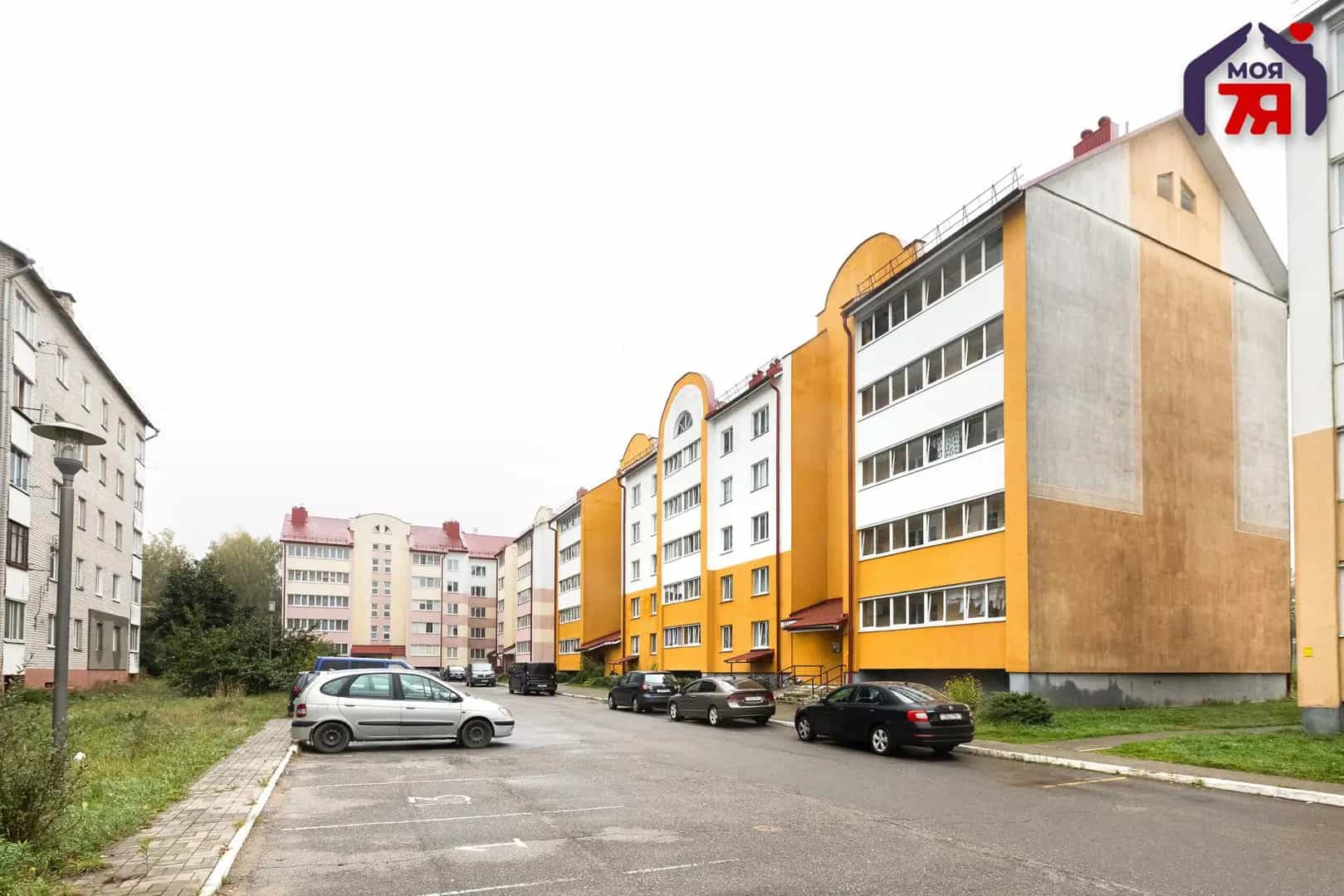 Беларусь, Минская область, Логойск, улица Победы, 87, фото 4