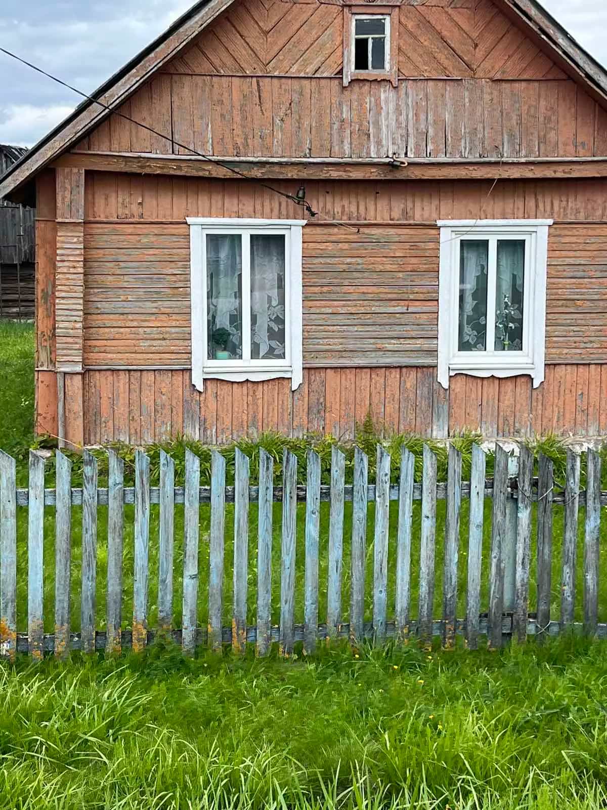 Беларусь, Гродненская область, Островец, Партизанская улица, 22