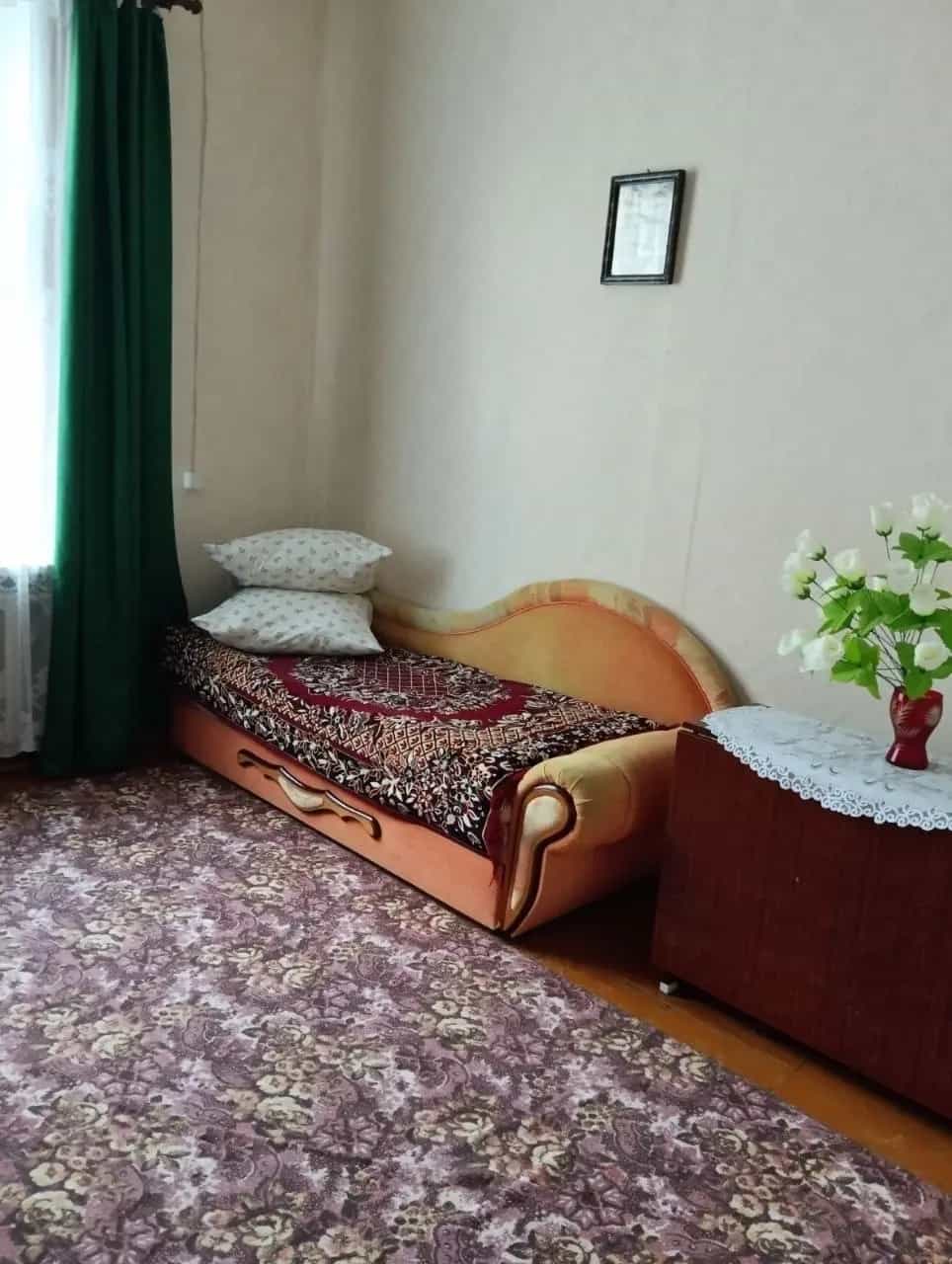 Беларусь, Гродненская область, Лида, улица Суворова, 12, фото 4