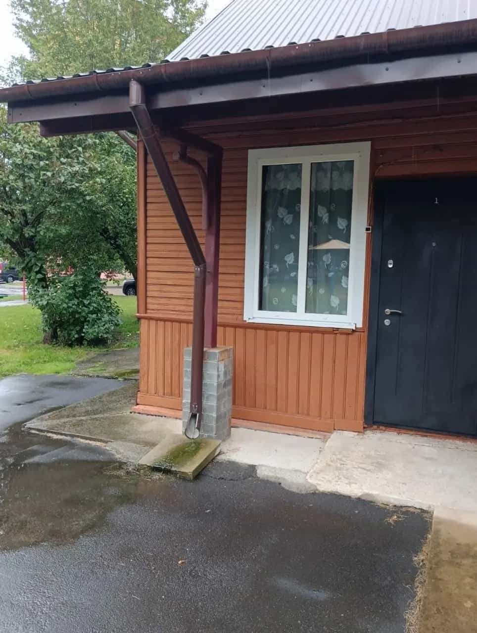Беларусь, Гродненская область, Лида, улица Суворова, 12, фото 7