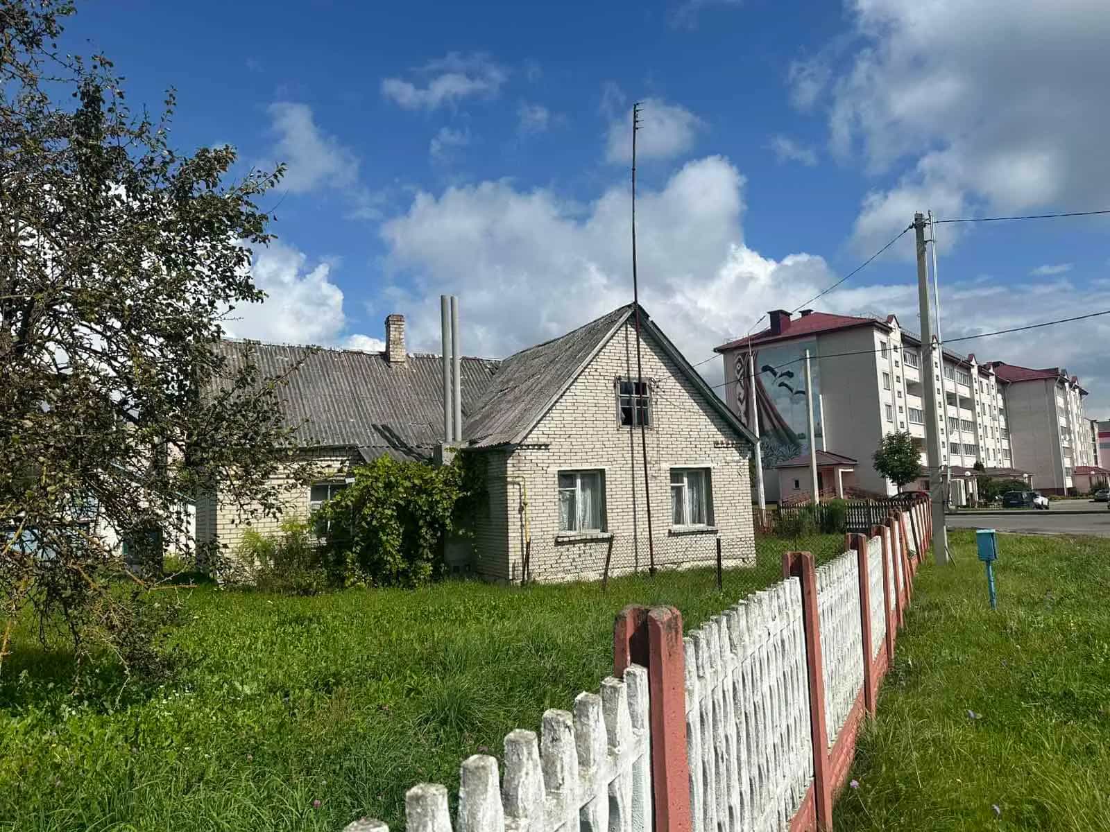 Беларусь, Гродненская область, Островец, улица Карла Маркса, 34, фото 3