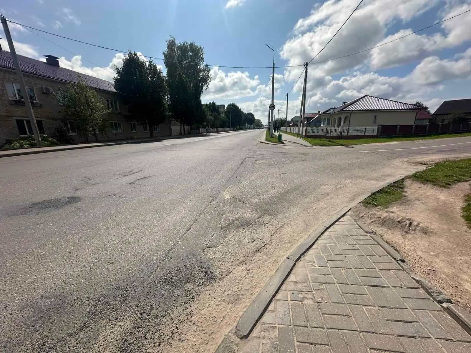 Беларусь, Гродненская область, Островец, улица Карла Маркса, 34, фото 11