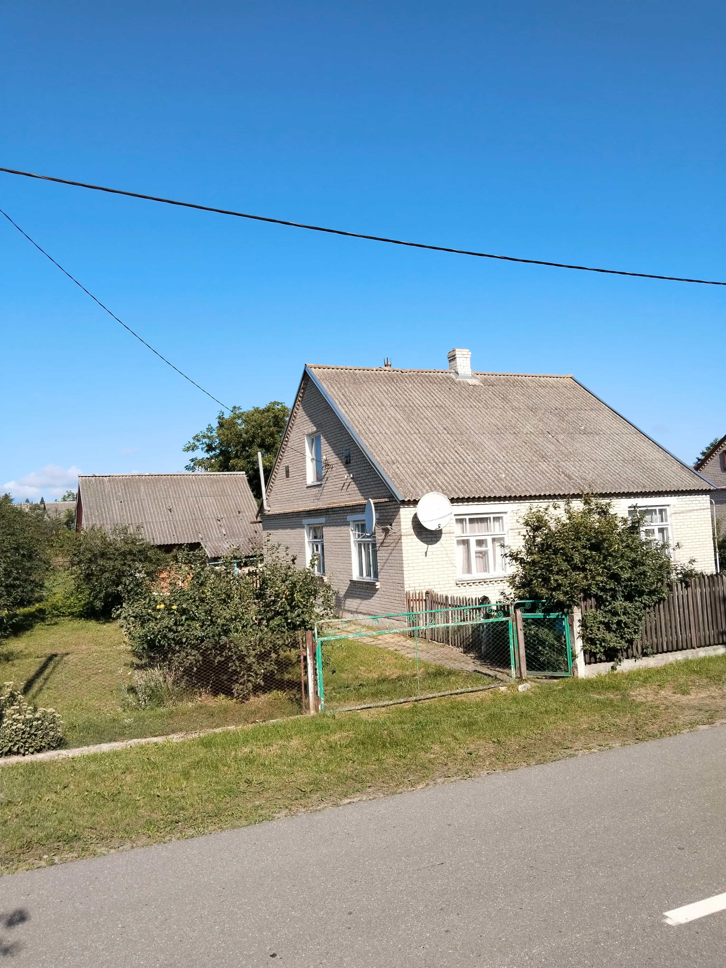 Беларусь, Гродненская область, городской посёлок Зельва, улица Кутузова, 12