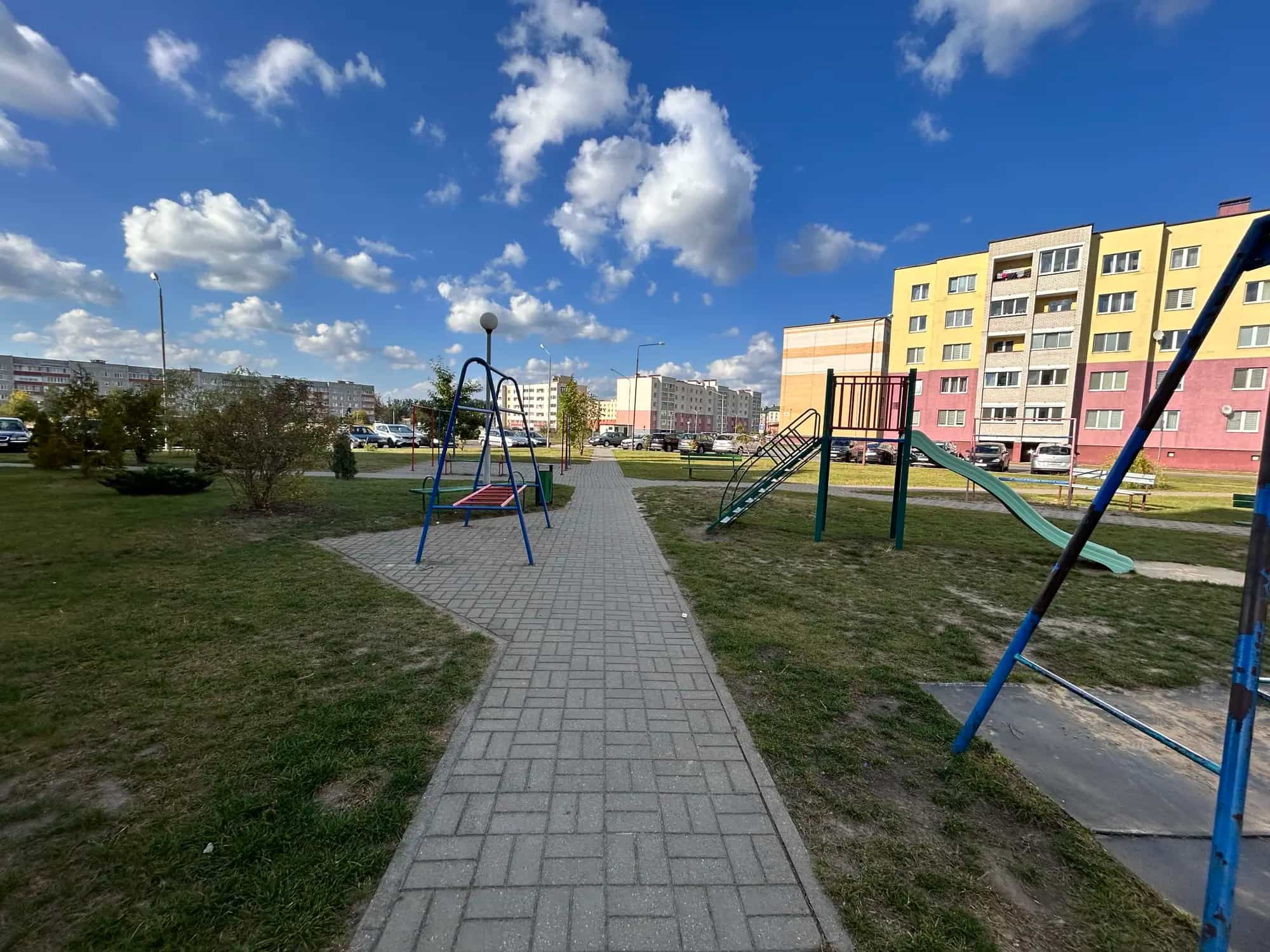 Беларусь, Брестская область, Кобрин, Парковая улица, 26, фото 9