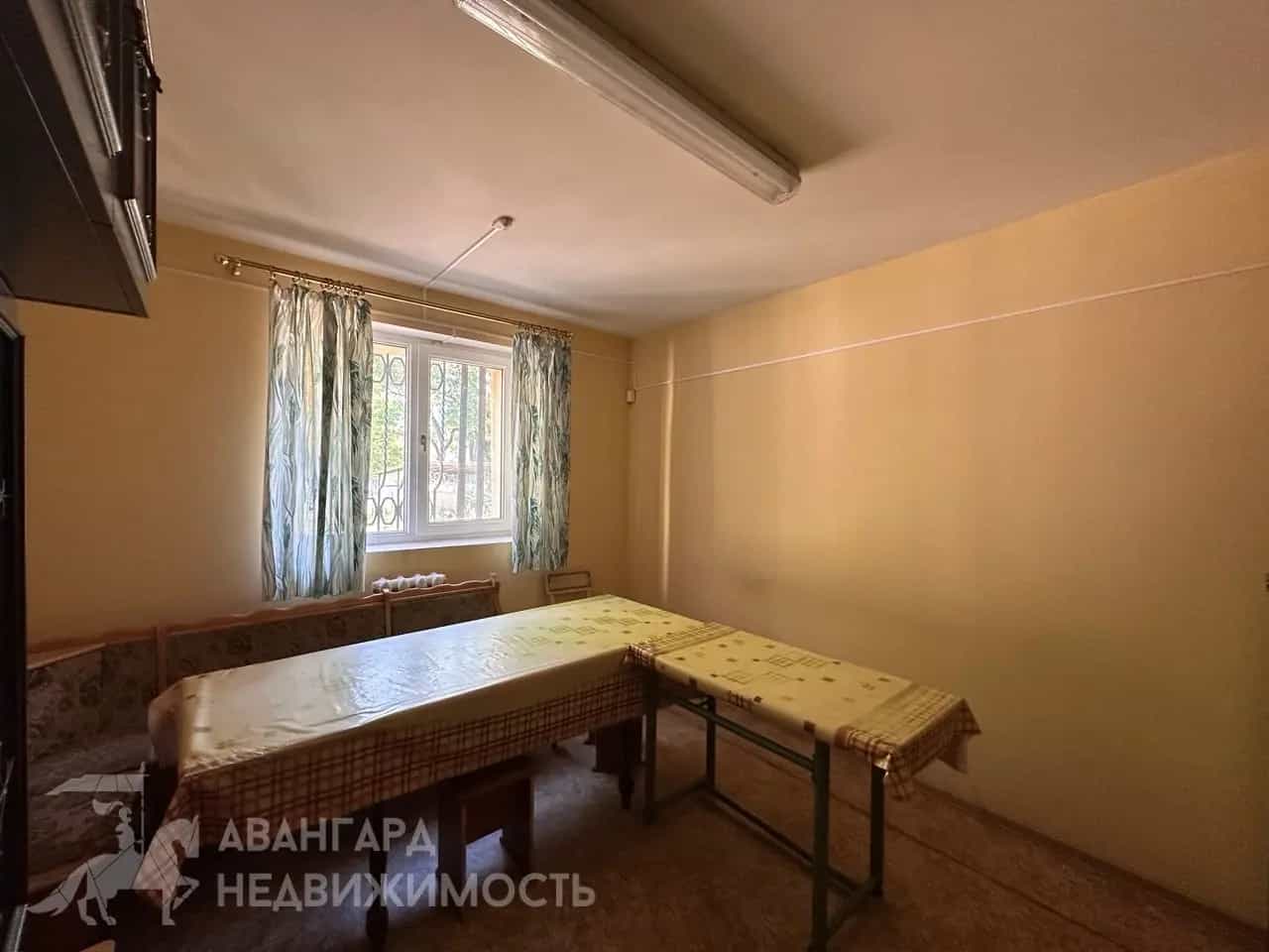 Беларусь, Брестская область, Пинск, улица Черняховского, 1к2, фото 18