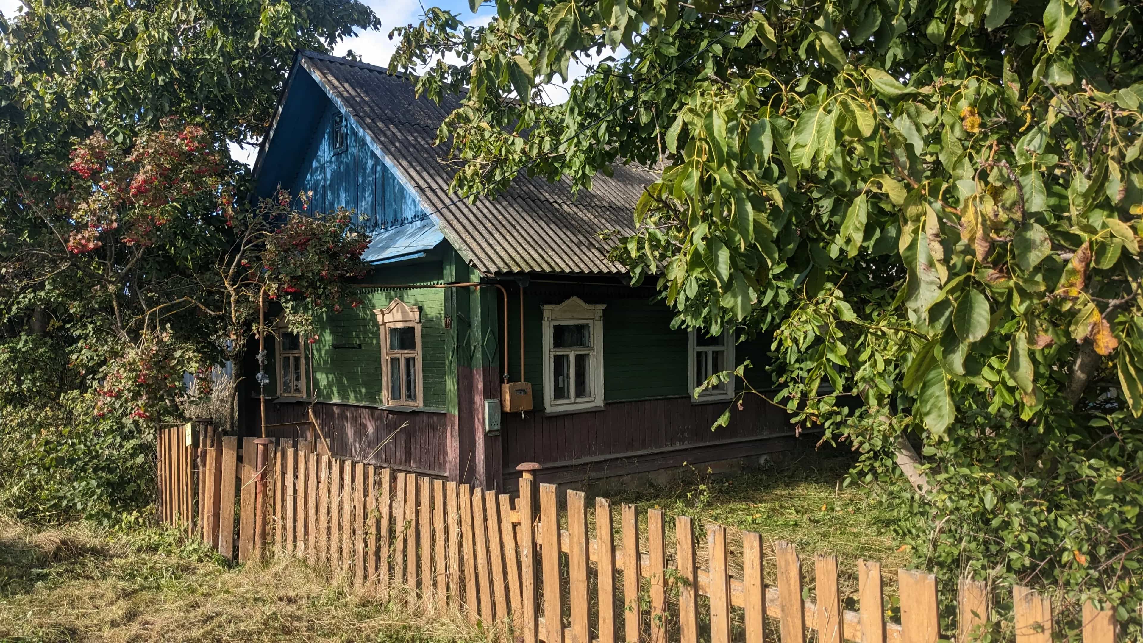 Беларусь, Минская область, Пуховичский район, Пережирский сельсовет, агрогородок Зазерка, Центральная улица, 75