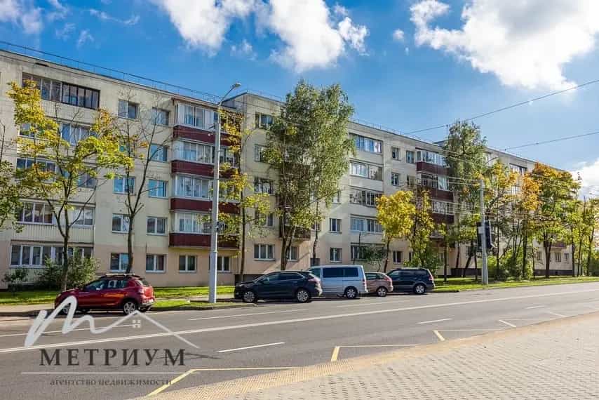Беларусь, Минск, улица Гамарника, 35, фото 13