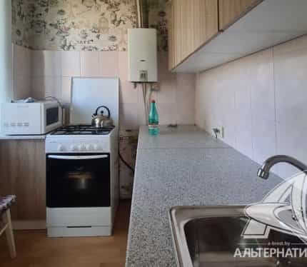 Беларусь, Брест, улица Защитников Отечества, 13, фото 5