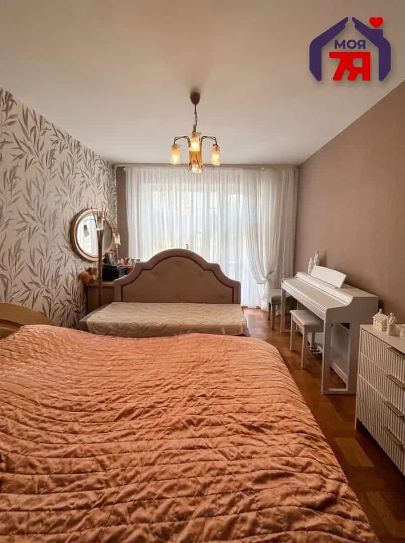 Беларусь, Минская область, Солигорск, улица Ленина, 10Б, фото 10