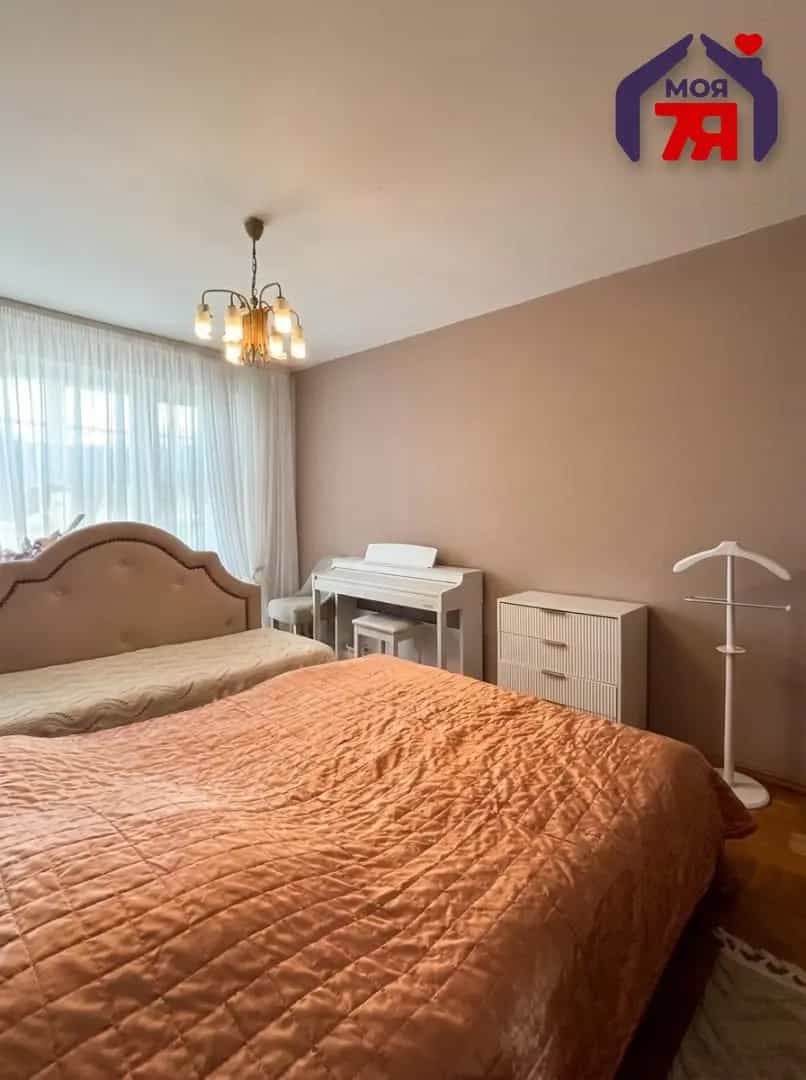Беларусь, Минская область, Солигорск, улица Ленина, 10Б, фото 11