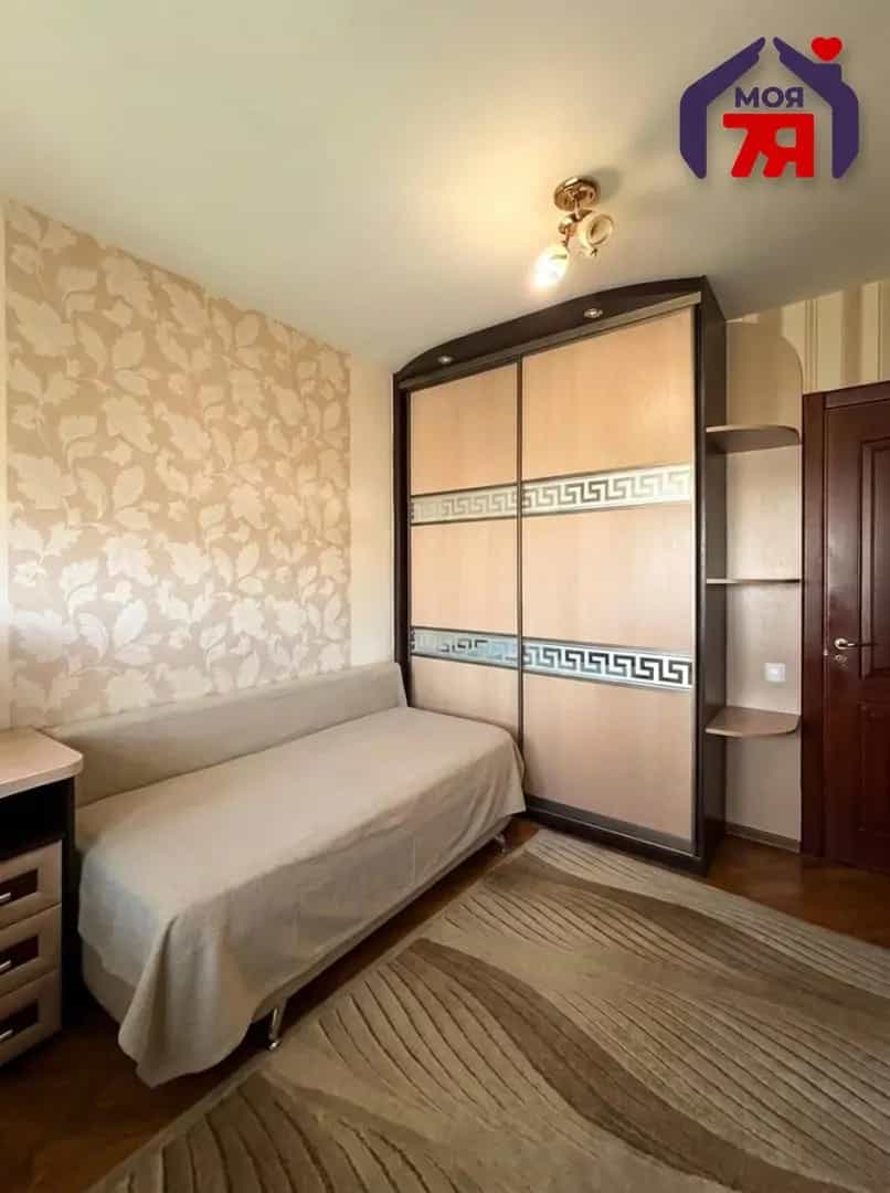 Беларусь, Минская область, Солигорск, улица Ленина, 10Б, фото 14