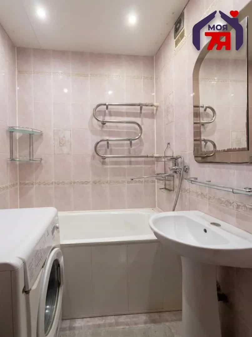 Беларусь, Минская область, Солигорск, улица Ленина, 10Б, фото 15