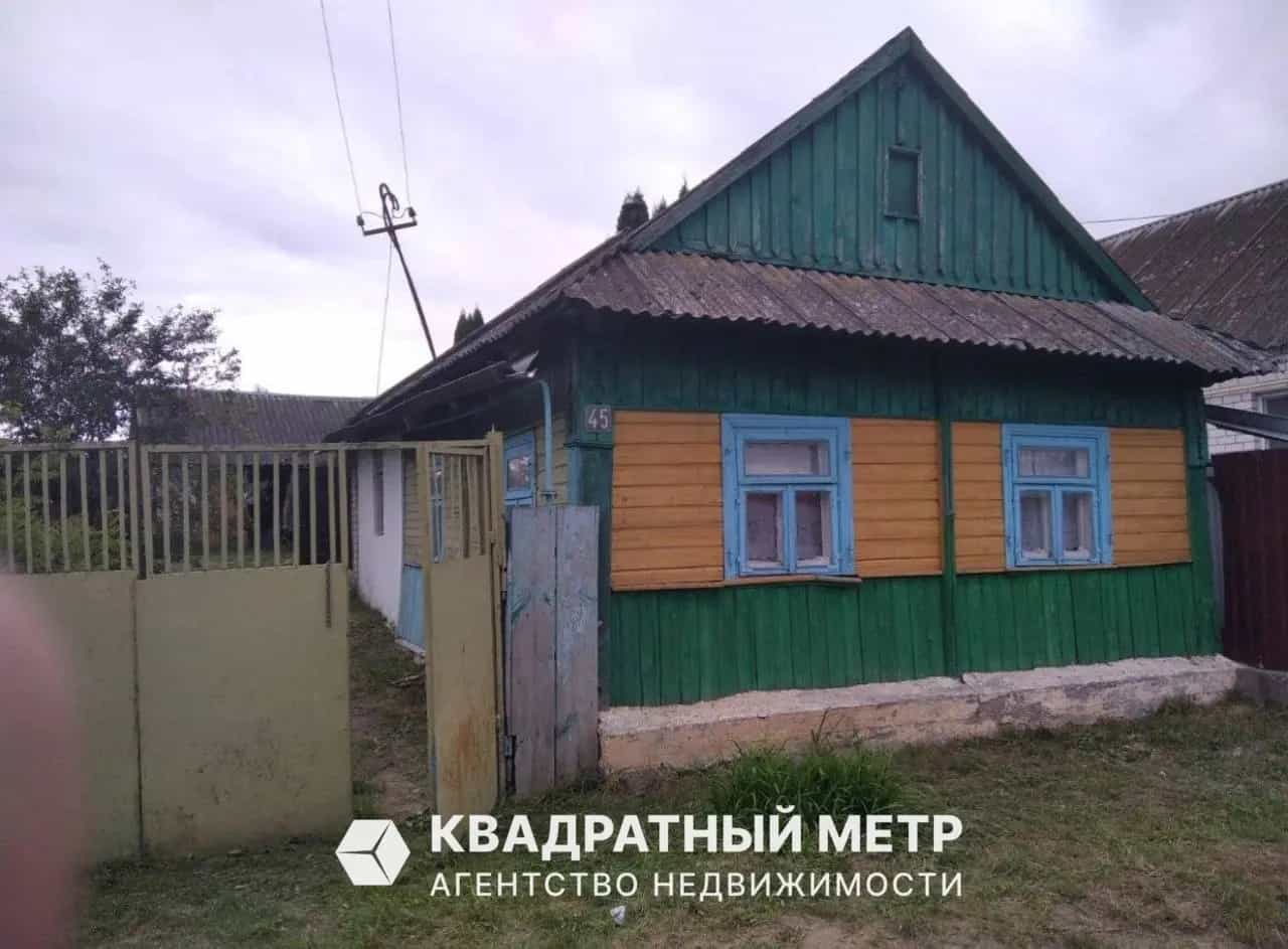 Беларусь, Гродненская область, Кореличский район, городской посёлок Мир, улица 17 Сентября, 45