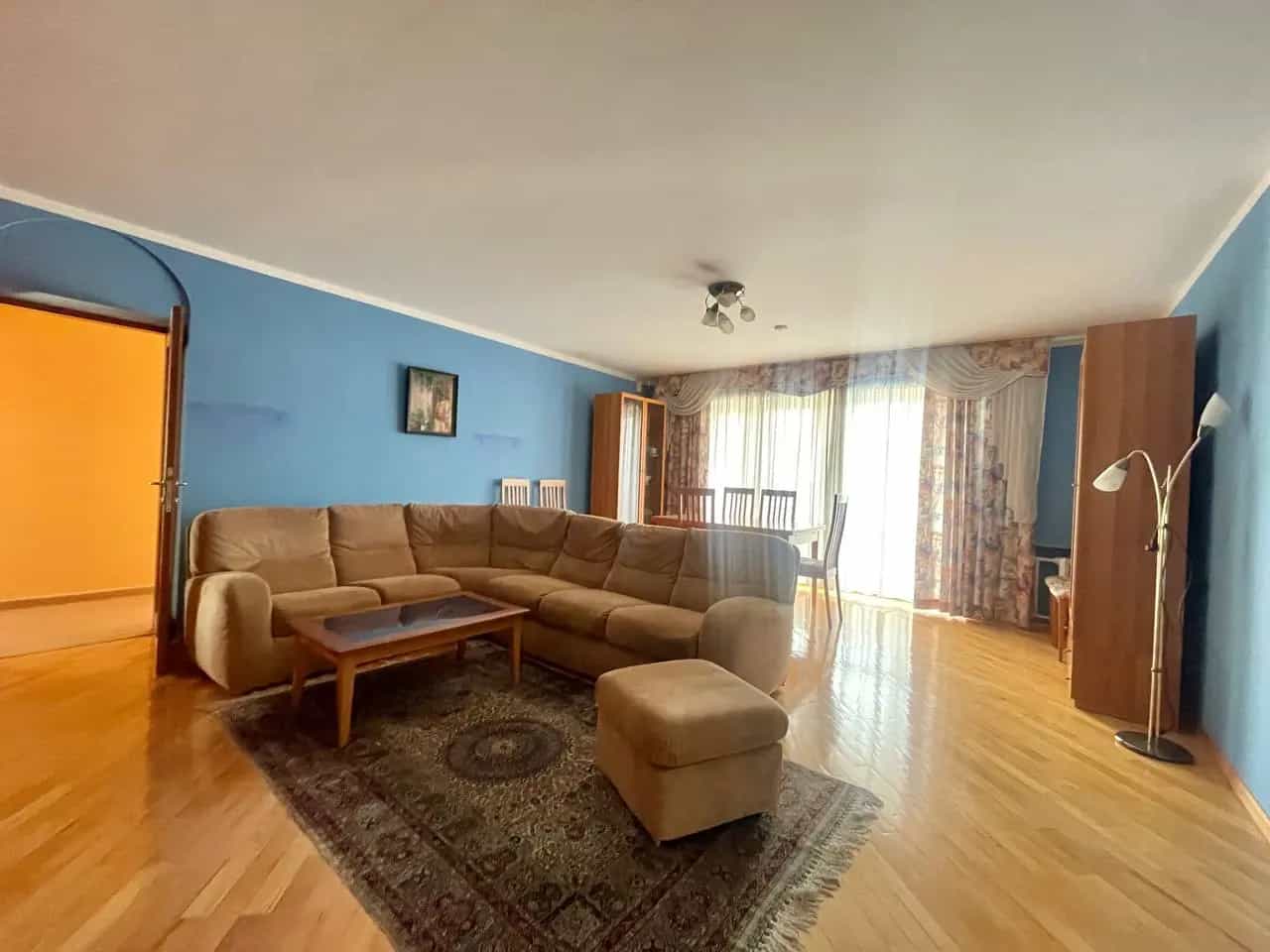 Беларусь, Гродно, улица Парижской Коммуны, 9