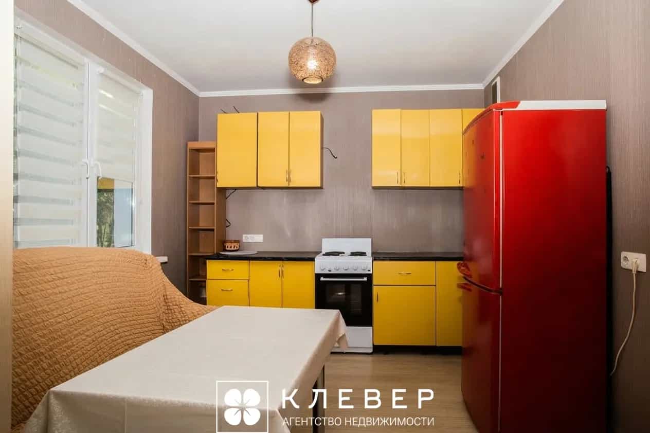 Беларусь, Минск, улица Фроликова, 31