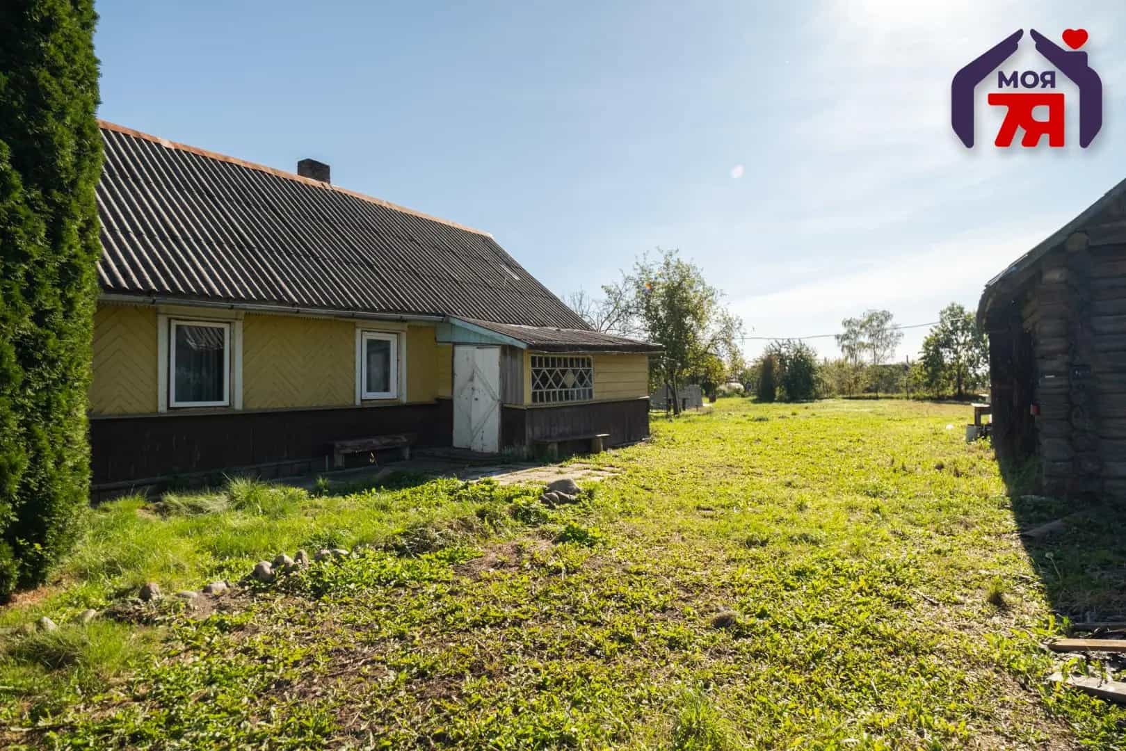 Беларусь, Минская область, Червенский район, Смиловичский сельсовет, городской посёлок Смиловичи, улица Медведева, 26, фото 12