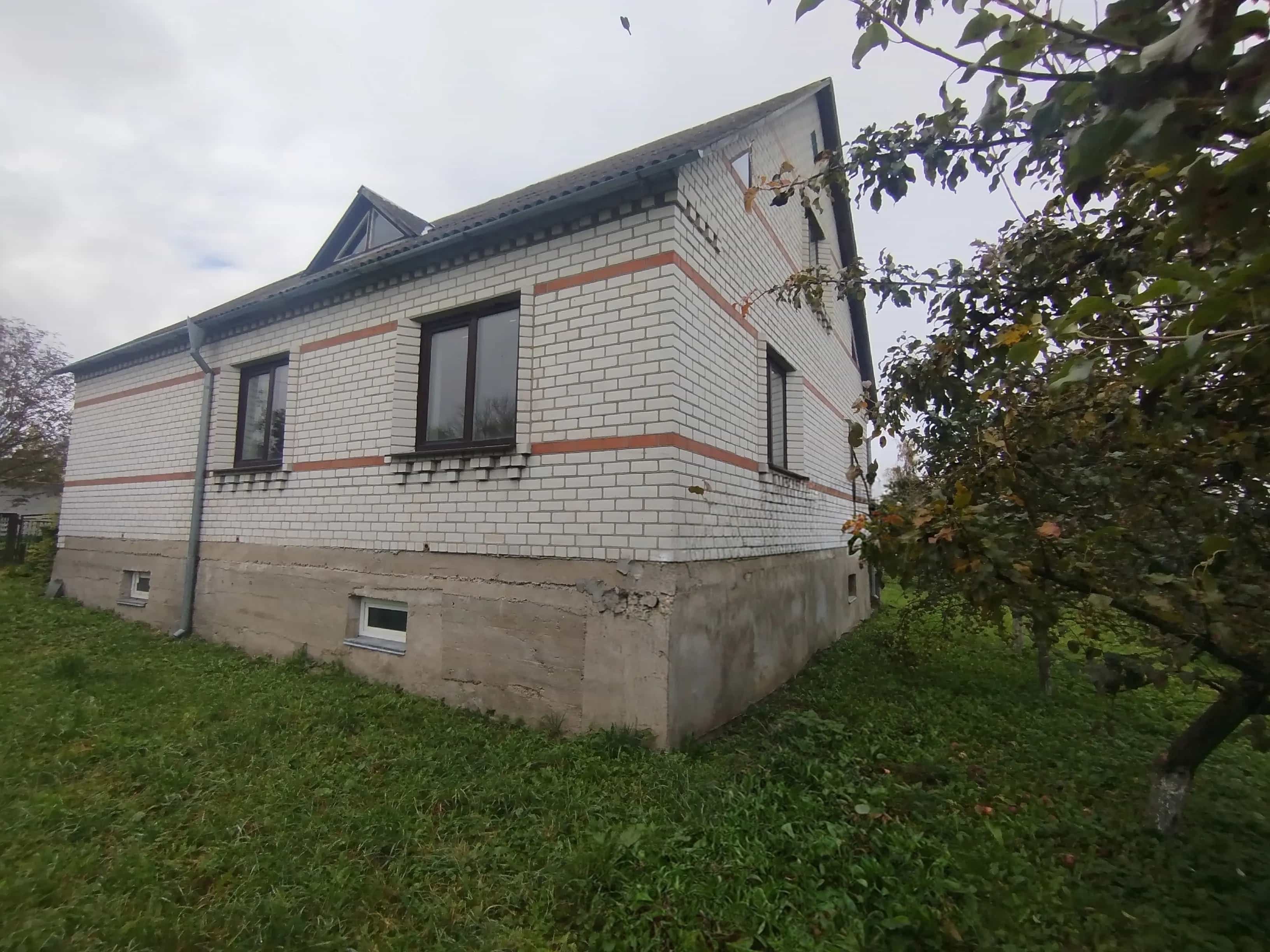 Беларусь, Гродненская область, Вороновский район, городской посёлок Радунь, переулок П.И. Ефремова, 7, фото 2