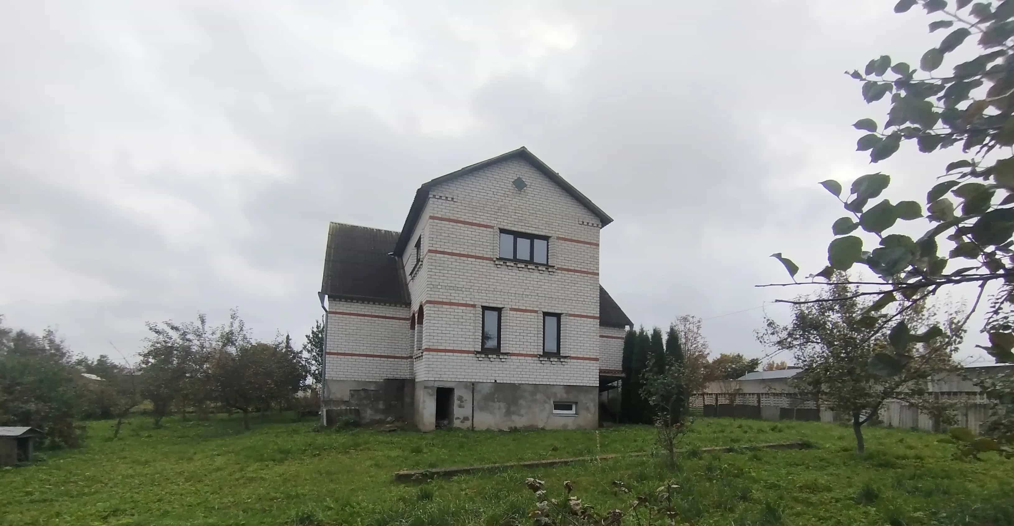 Беларусь, Гродненская область, Вороновский район, городской посёлок Радунь, переулок П.И. Ефремова, 7, фото 4