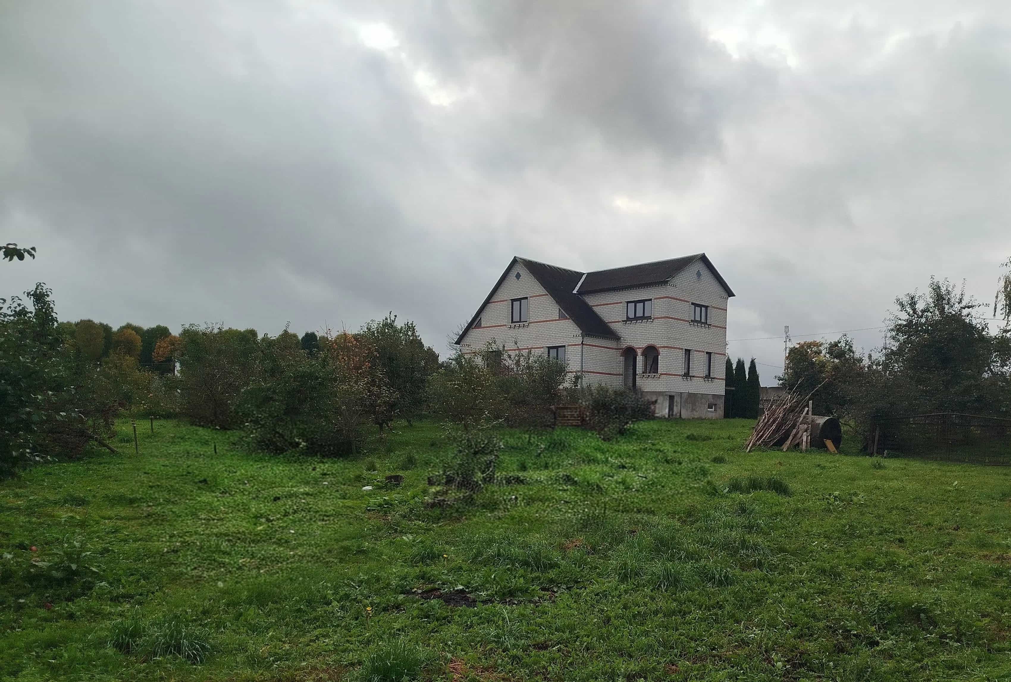 Беларусь, Гродненская область, Вороновский район, городской посёлок Радунь, переулок П.И. Ефремова, 7, фото 5