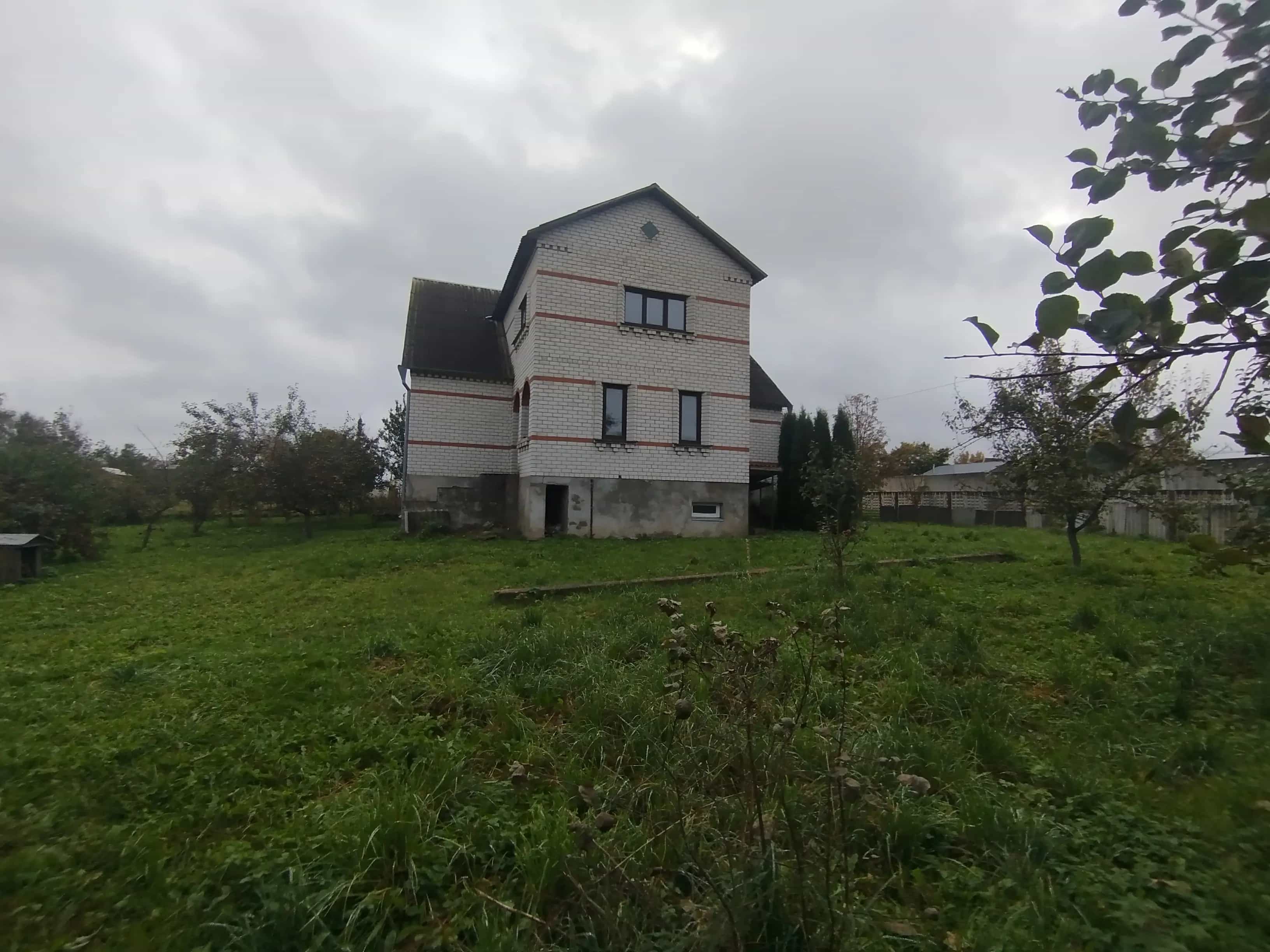 Беларусь, Гродненская область, Вороновский район, городской посёлок Радунь, переулок П.И. Ефремова, 7, фото 7
