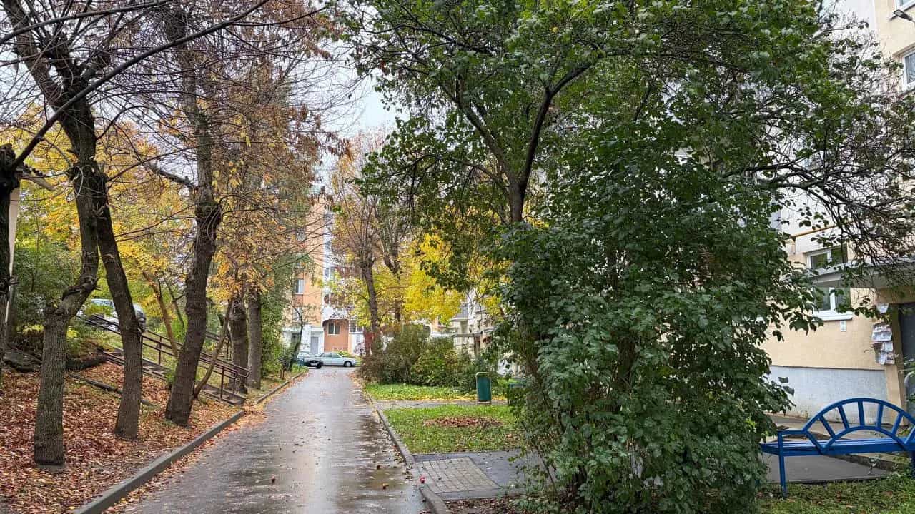 Беларусь, Минск, улица Лили Карастояновой, 35