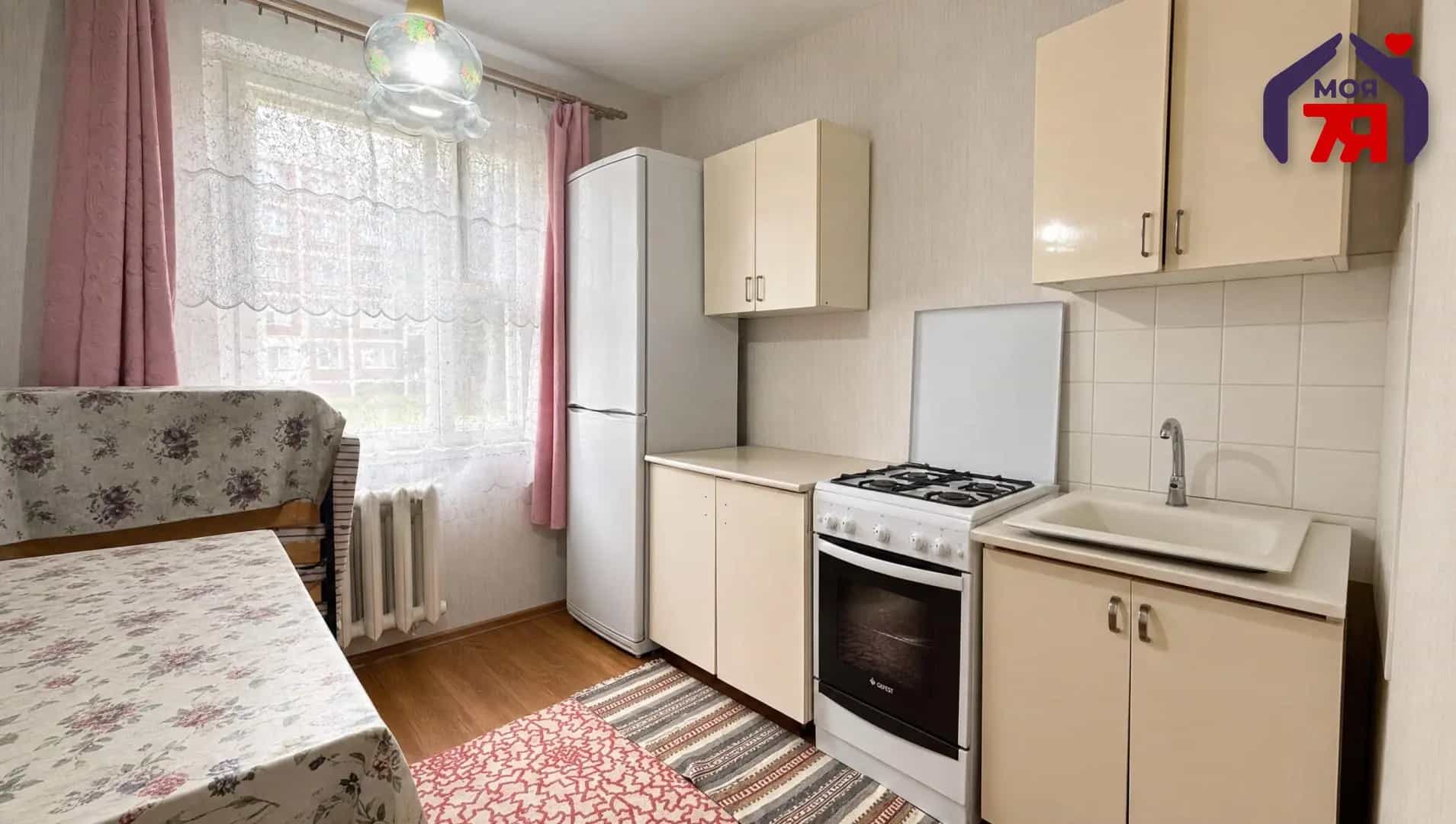 Беларусь, Минская область, Солигорск, улица Богомолова, 18, фото 7