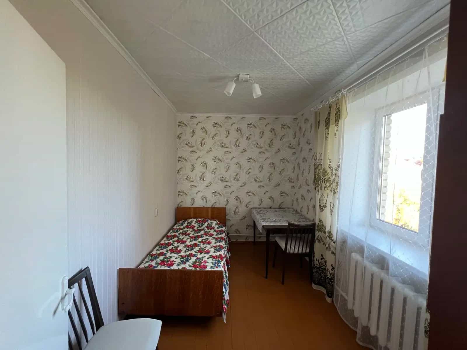 Беларусь, Минская область, Слуцк, улица Кононовича, 8, фото 6