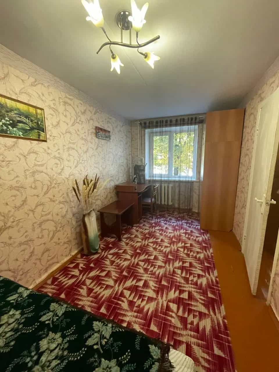 Беларусь, Брестская область, Барановичи, улица Космонавтов, 2, фото 4