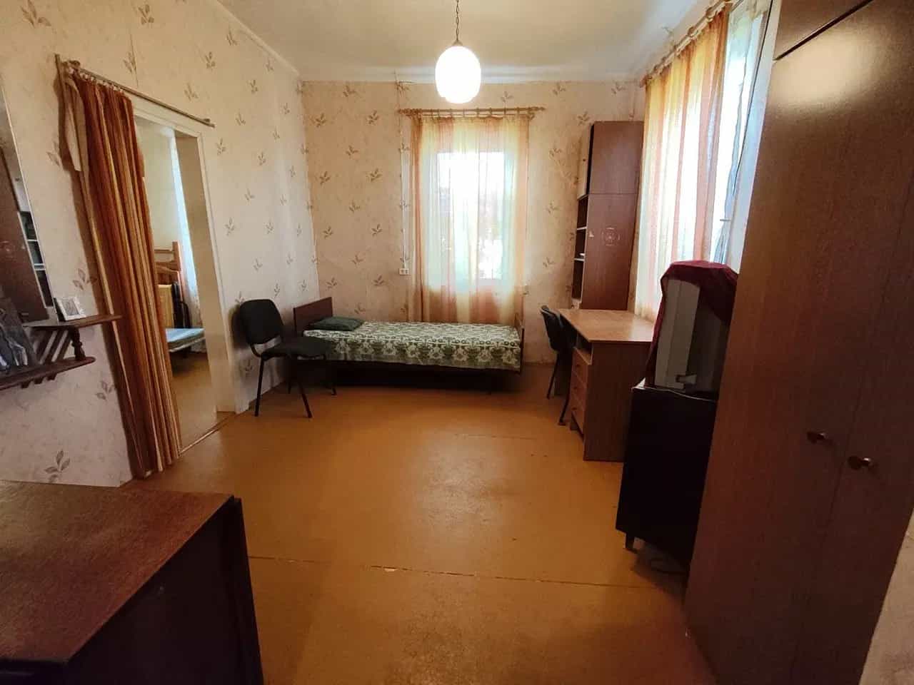 Беларусь, Минская область, Березино, Октябрьская улица, 18, фото 24