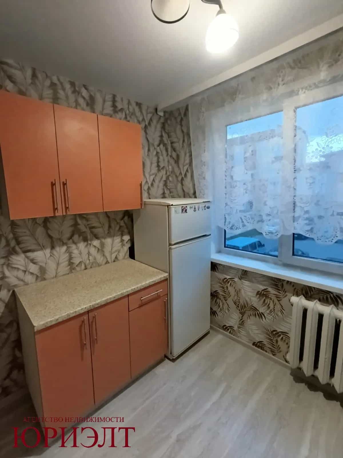 Беларусь, Брестская область, Пинск, Центральная улица, 48, фото 5